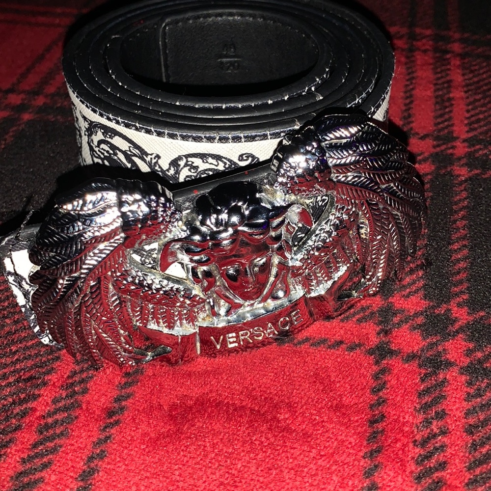 VERSACE MEDUSA WING LEATHER BELT